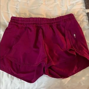 Lululemon tracker shorts